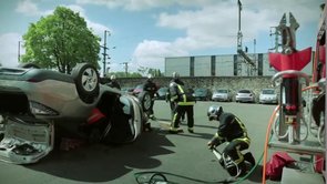 Intervention des pompiers sur la voiture électrique